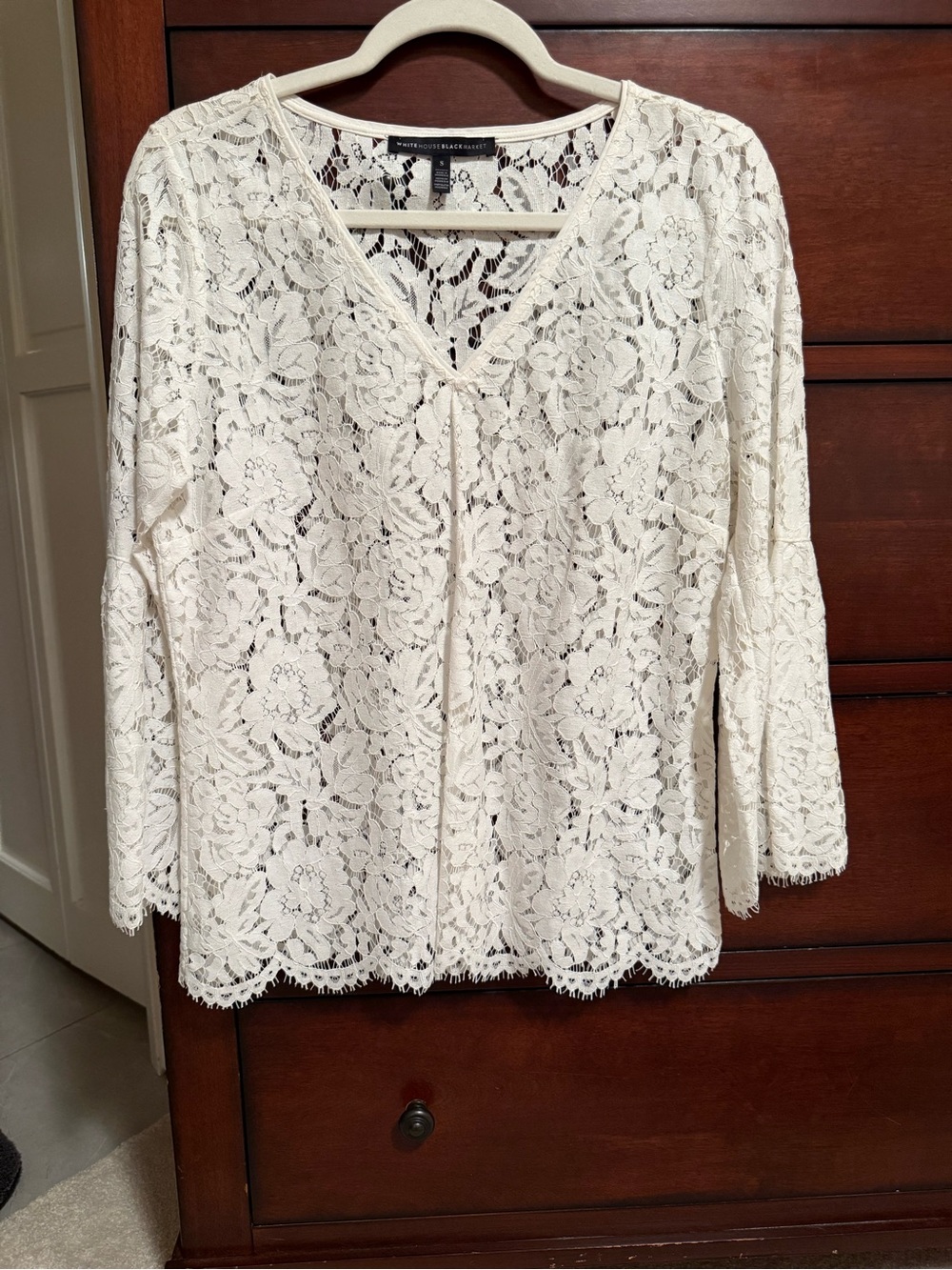 White House Black Market Cream Lace V-Neck Blouse